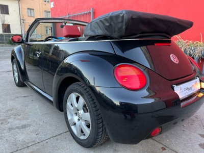 Volkswagen New Beetle Cabrio TDI 101CV (13)