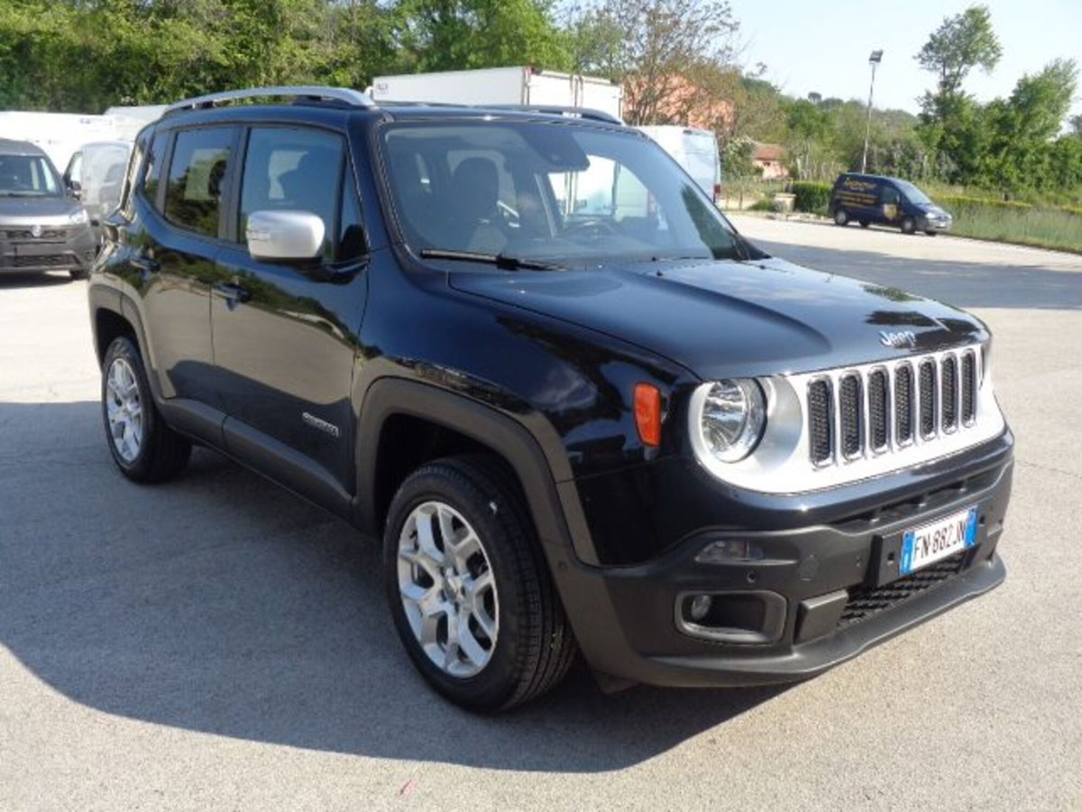 Jeep Renegade 2.0 Mjt 140CV 4WD Active Drive Low Limited (2)
