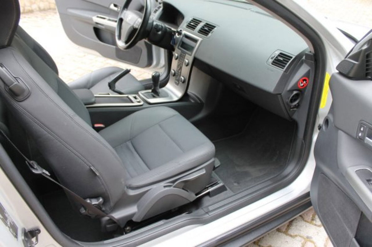 Volvo C30 1.6 (13)