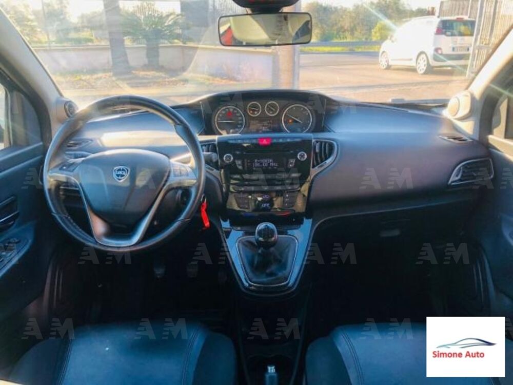 Lancia Ypsilon 1.3 MJT 16V 95 CV 5 porte S&S Platinum (6)