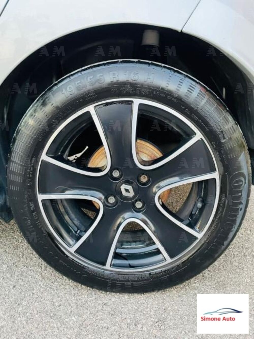 Renault Clio 1.5 dCi 8V 75CV Start&Stop 5 porte Duel (16)