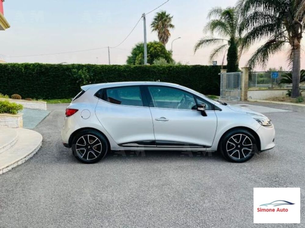 Renault Clio 1.5 dCi 8V 75CV Start&Stop 5 porte Duel (4)