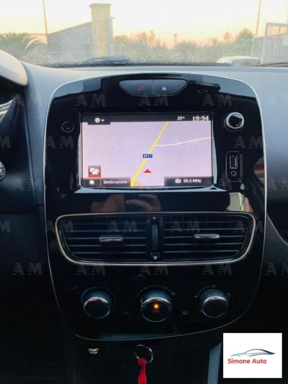 Renault Clio 1.5 dCi 8V 75CV Start&Stop 5 porte Duel (8)