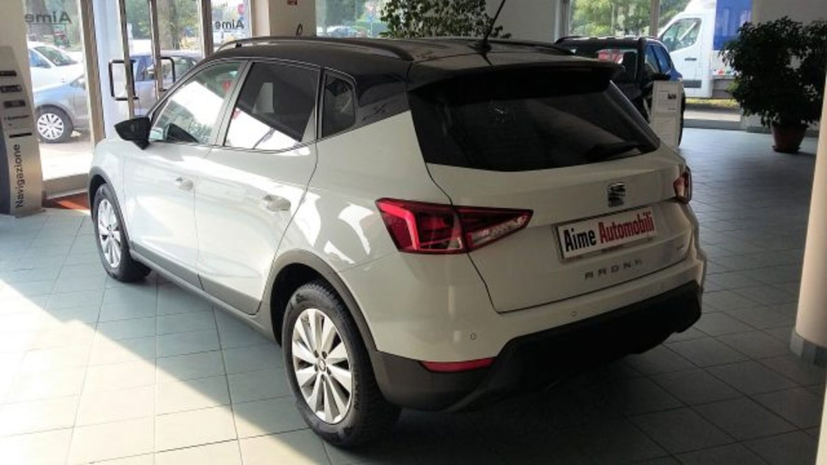 SEAT Arona 1.0 TGI Style (3)
