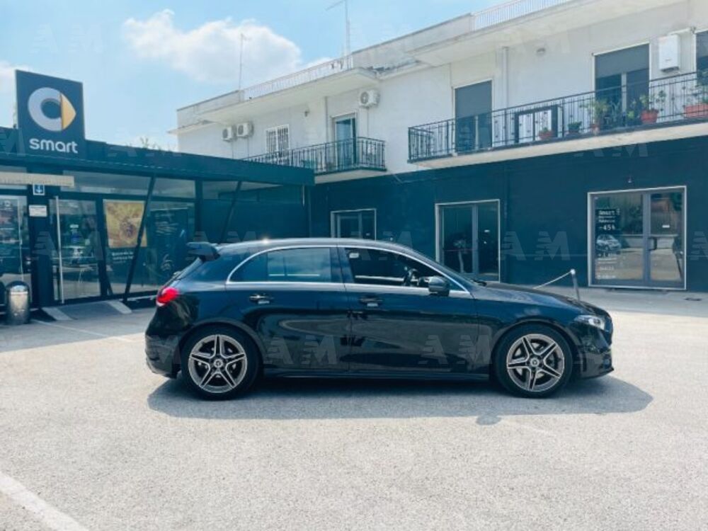 Mercedes-Benz Classe A Sedan 220 d Automatic 4p. Premium (12)