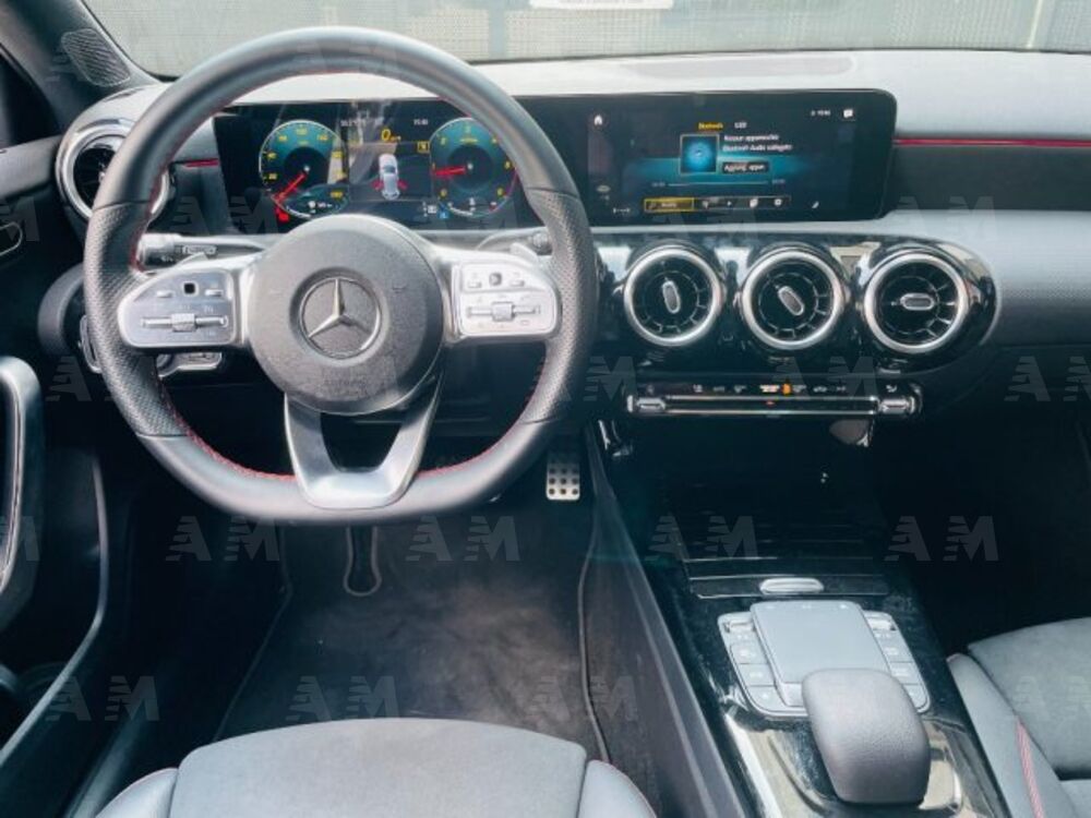 Mercedes-Benz Classe A Sedan 220 d Automatic 4p. Premium (14)
