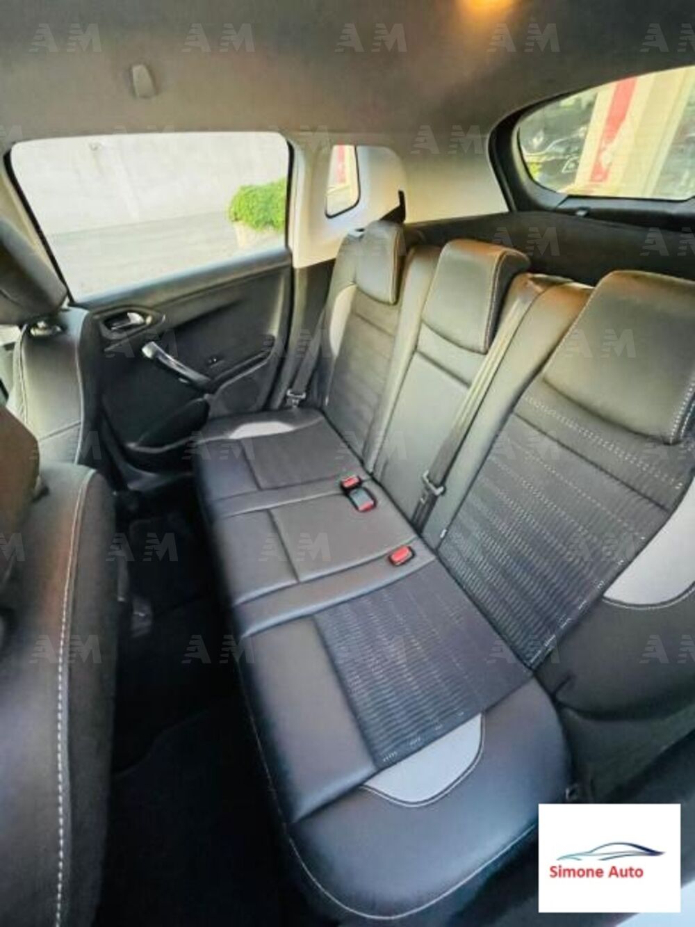 Peugeot 2008 100 S&S Allure (18)