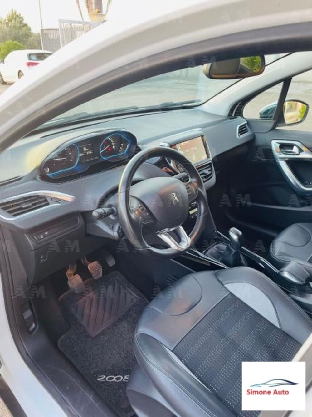 Peugeot 2008 100 S&S Allure (5)