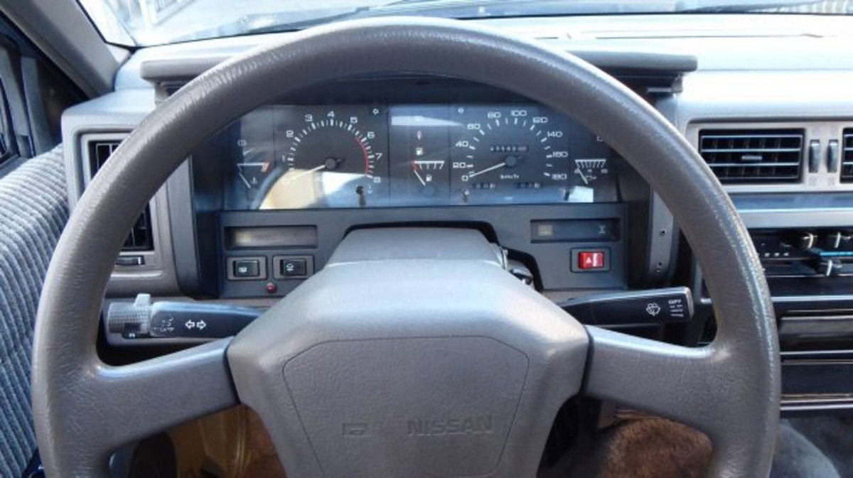 Nissan Terrano 3.0i V6 cat 5 porte (19)