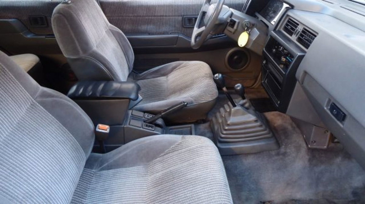 Nissan Terrano 3.0i V6 cat 5 porte (8)