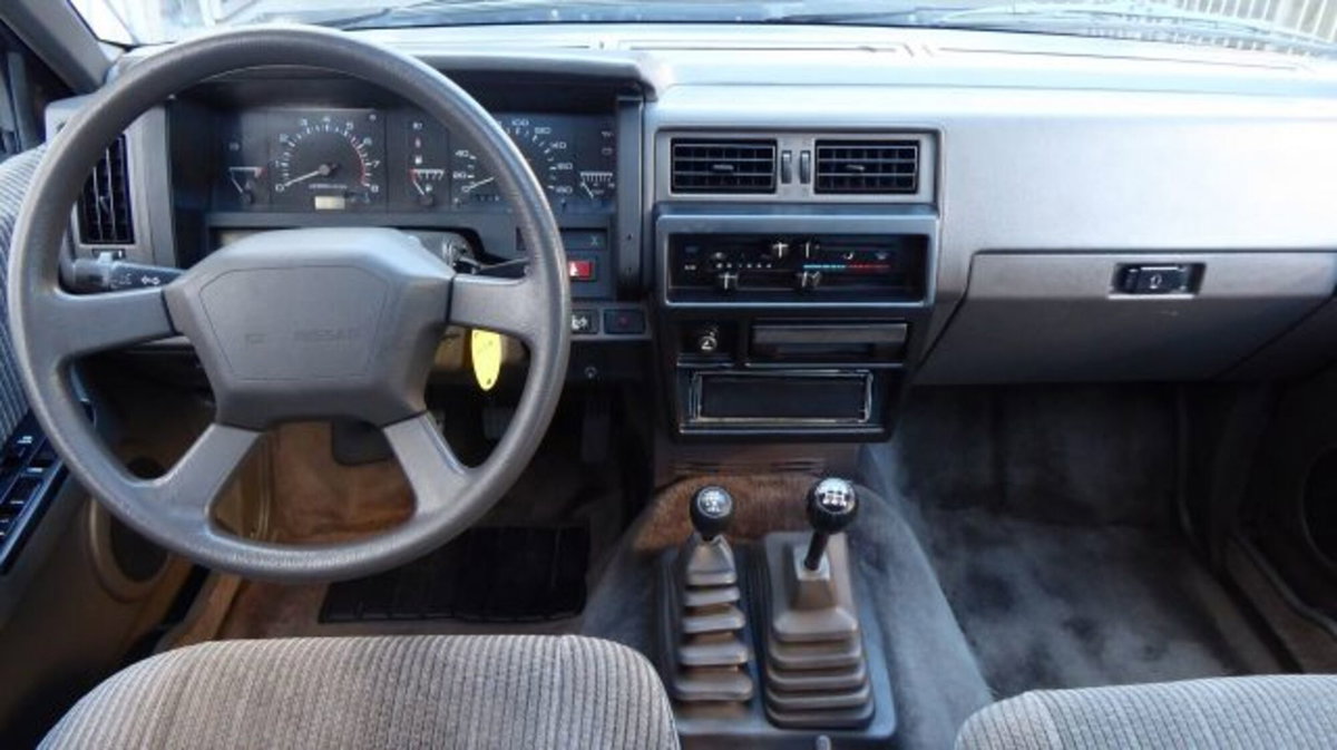 Nissan Terrano 3.0i V6 cat 5 porte (9)