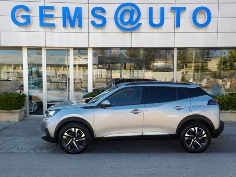 Peugeot 2008 PureTech 100 S&S Allure Navi Pack