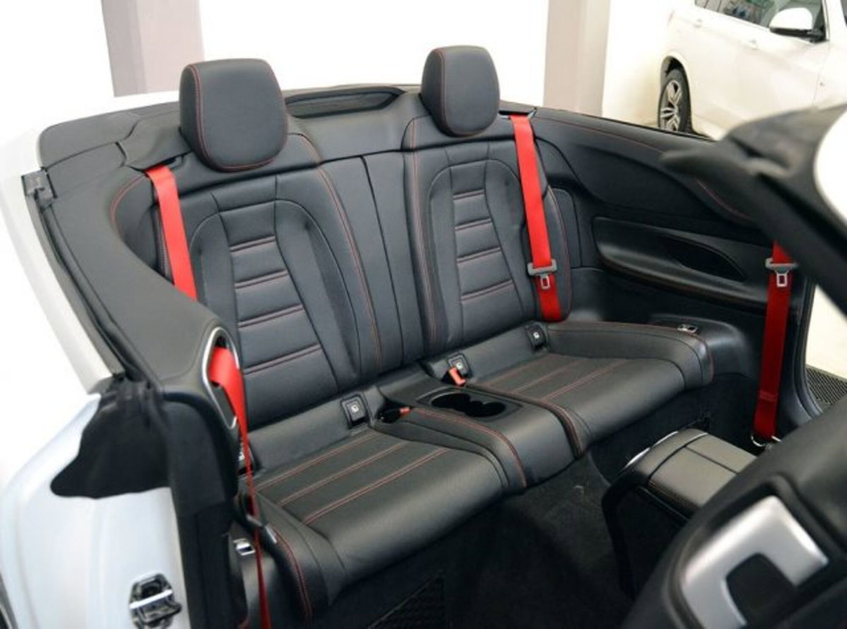 Mercedes-Benz Classe E Cabrio 53 4Matic+ EQ-Boost Cabrio AMG (4)
