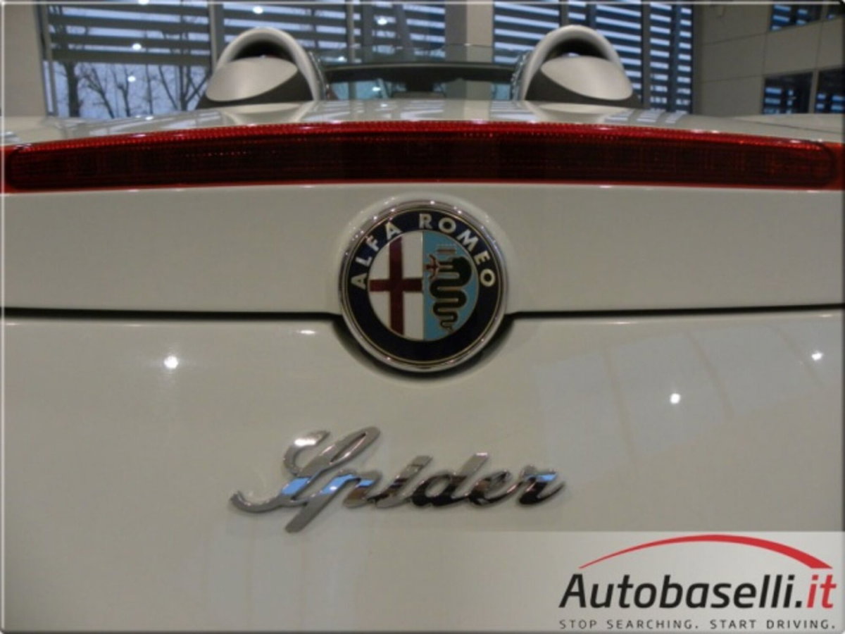Alfa Romeo 8C Cabrio 8C Spider