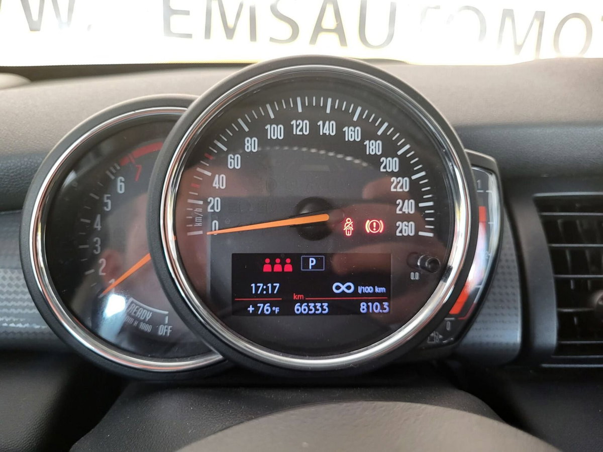 MINI Mini 1.5 Cooper Business 5 porte (10)
