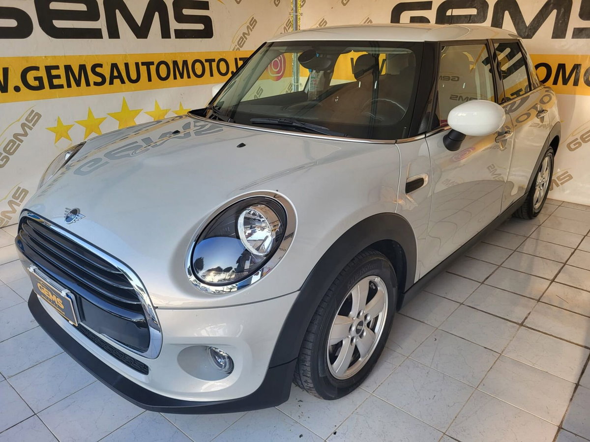 MINI Mini 1.5 Cooper Business 5 porte (3)