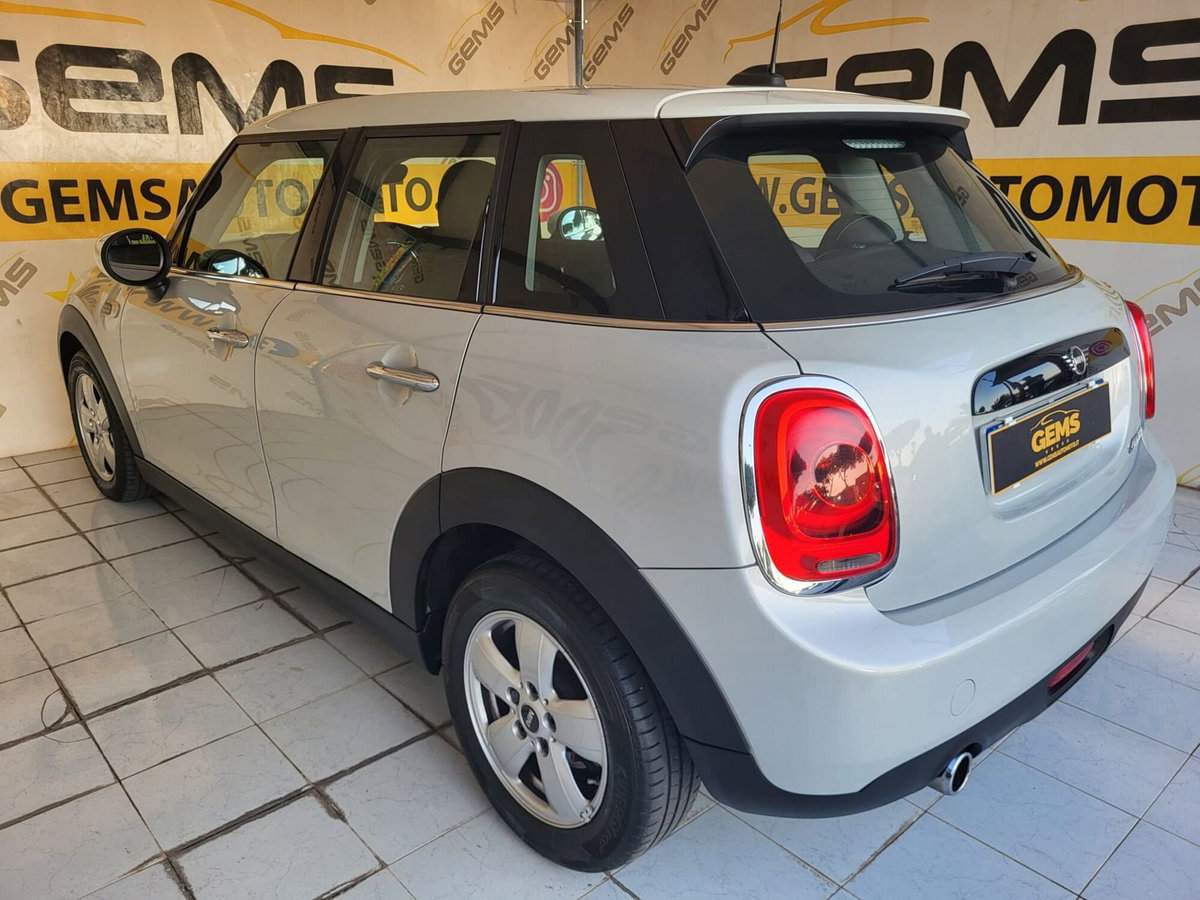 MINI Mini 1.5 Cooper Business 5 porte (5)
