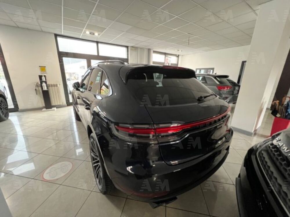Porsche Macan 2.0 (3)
