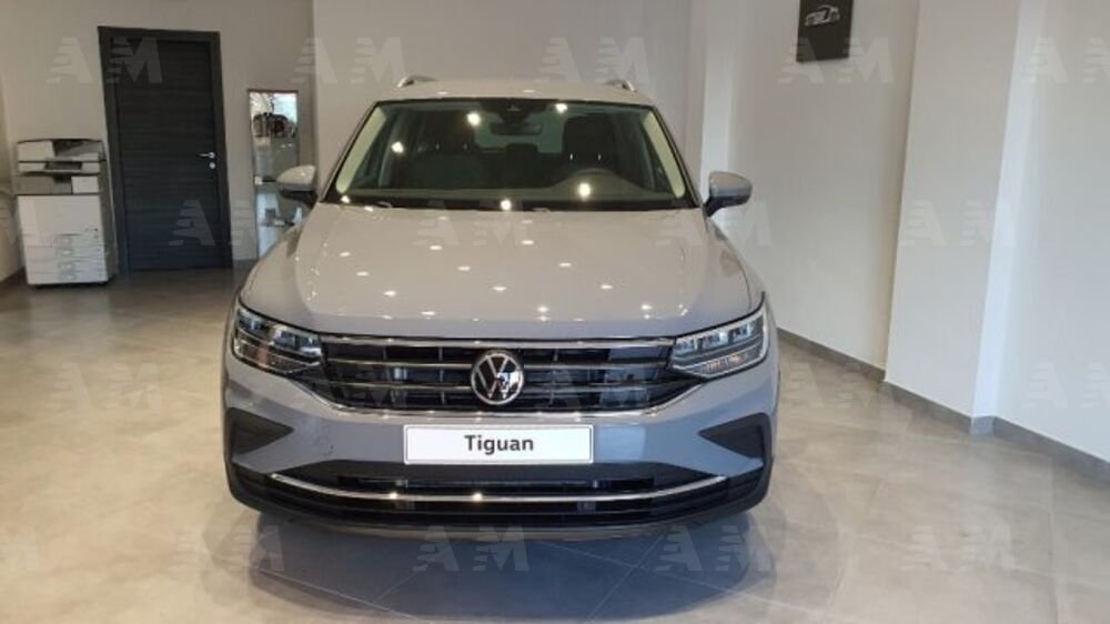Volkswagen Tiguan 2.0 TDI 150 CV SCR DSG Life (2)