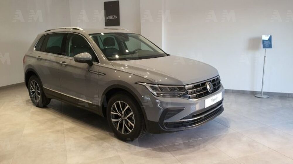Volkswagen Tiguan 2.0 TDI 150 CV SCR DSG Life (6)