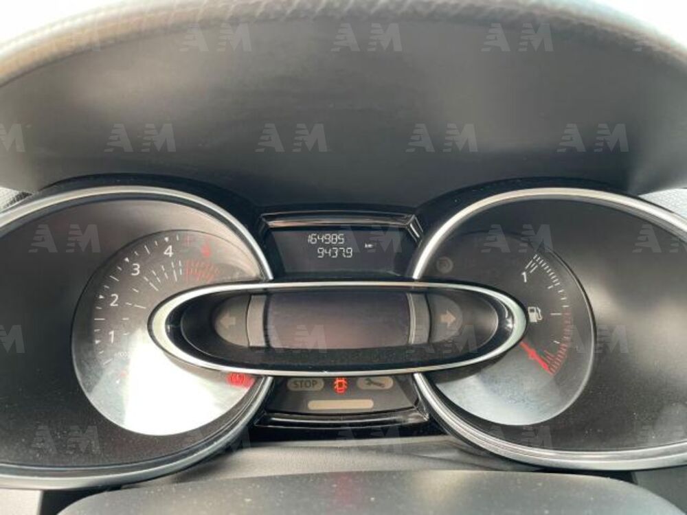 Renault Clio Sporter dCi 8V 75CV Start&Stop Energy Zen (8)