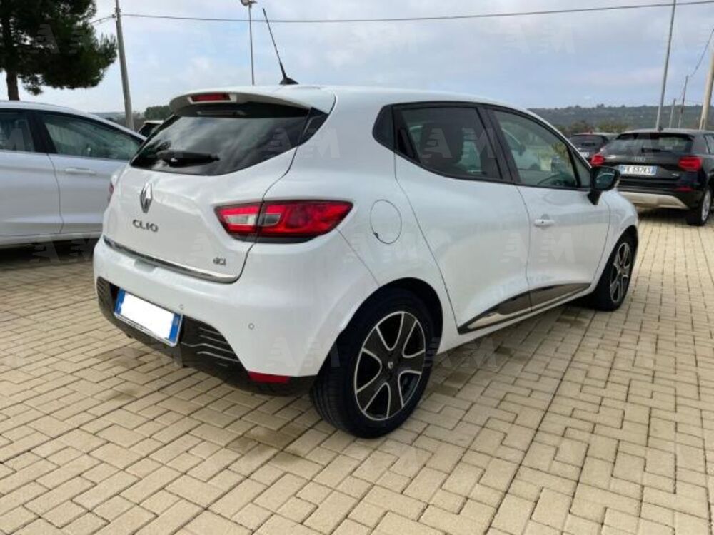 Renault Clio Sporter 1.5 dCi 8V 90CV EDC Energy (4)