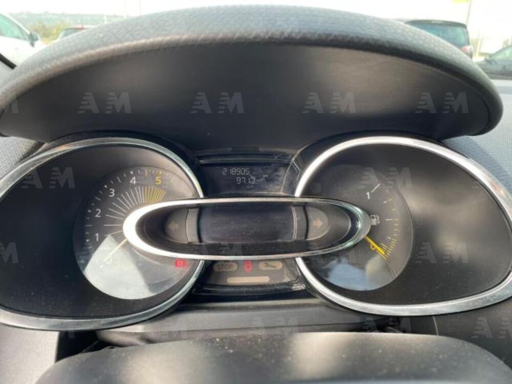 Renault Clio Sporter 1.5 dCi 8V 90CV EDC Energy (8)