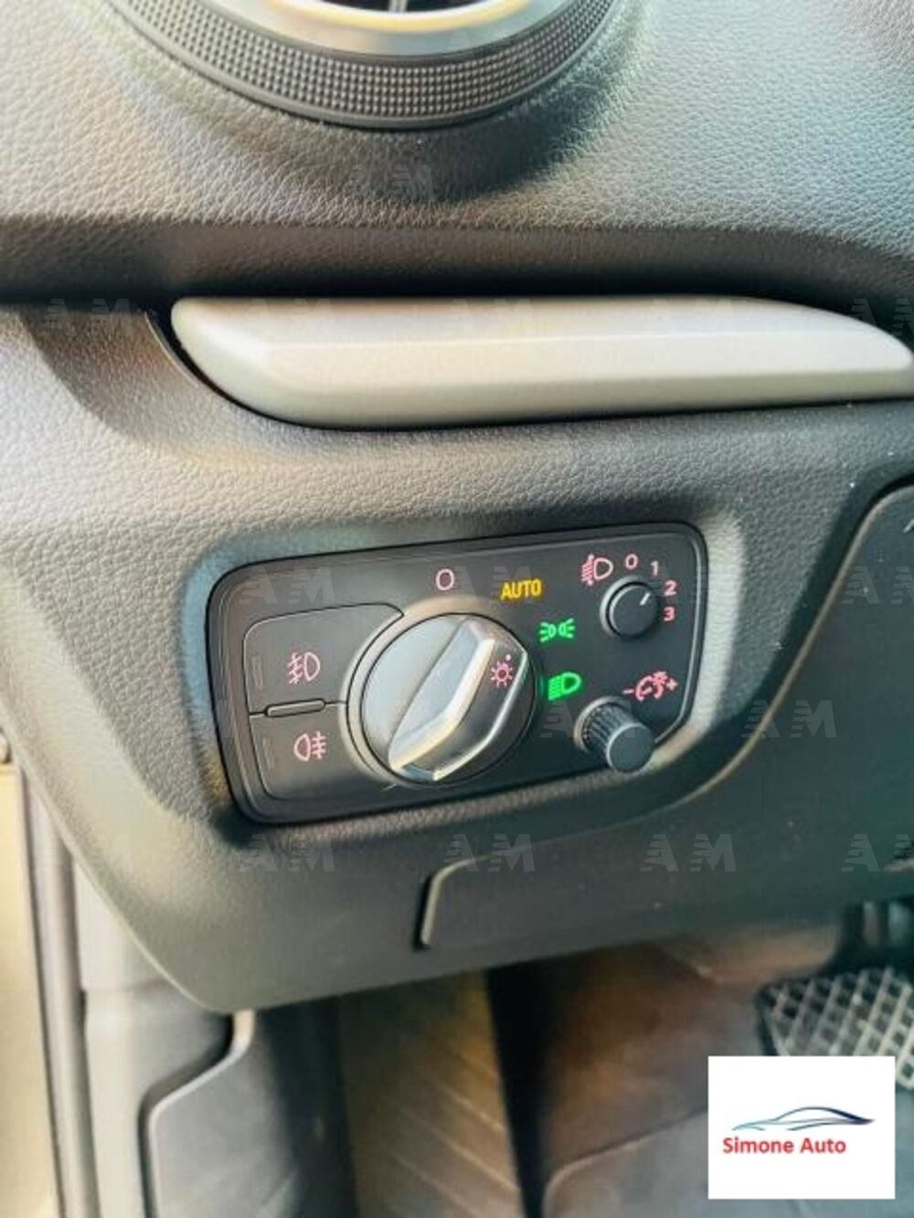 Audi A3 1.6 TDI clean diesel S tronic Business (16)