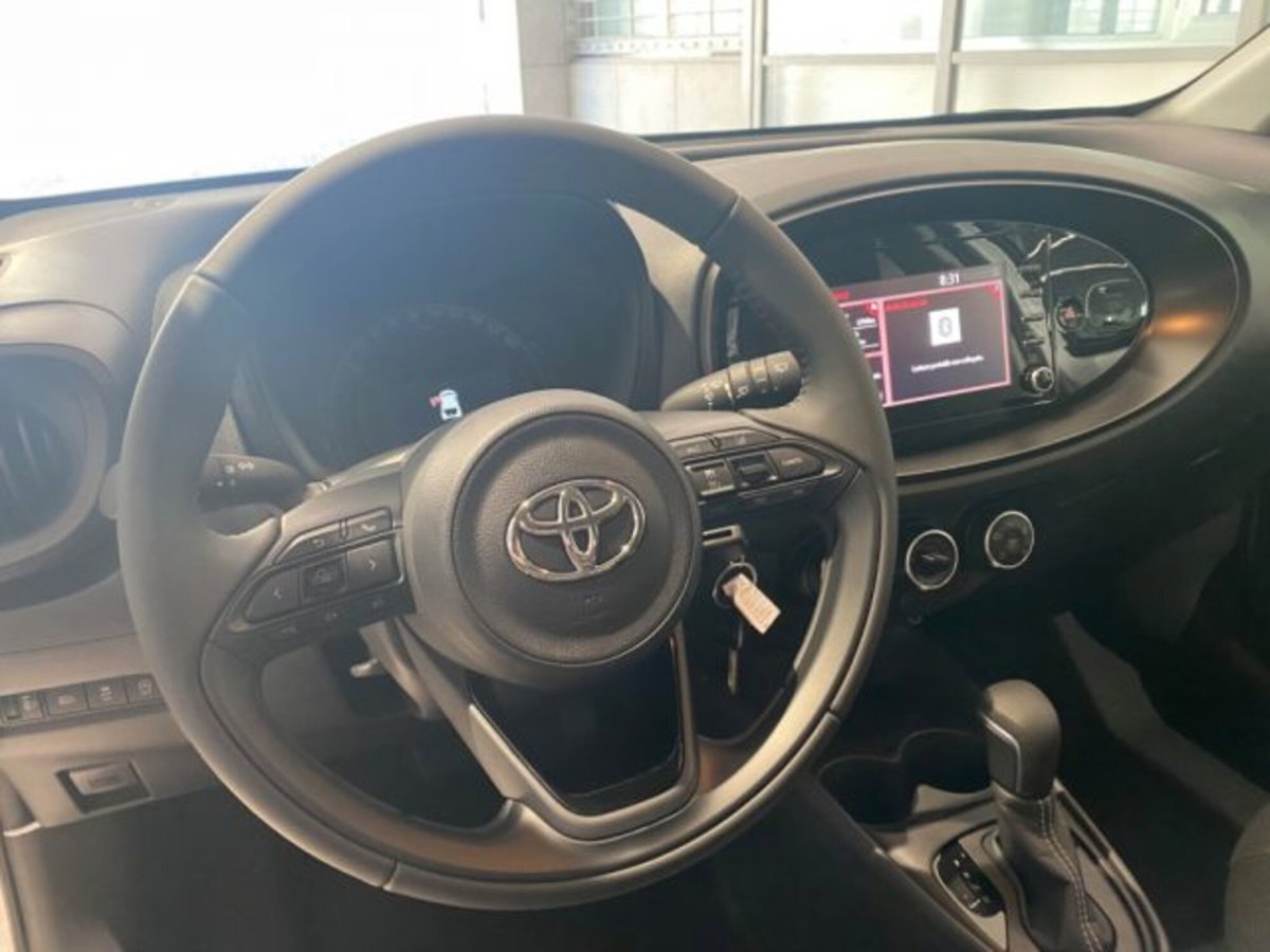 Toyota Aygo X 1.0 VVT-i 72 CV 5p. Undercover S-CVT (15)