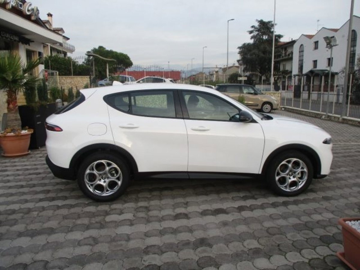 Alfa Romeo Tonale Tonale 1.5 130 CV MHEV TCT7 Edizione Speciale (2)