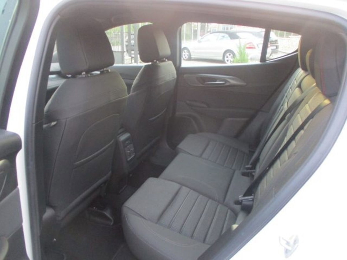 Alfa Romeo Tonale Tonale 1.5 130 CV MHEV TCT7 Edizione Speciale (7)