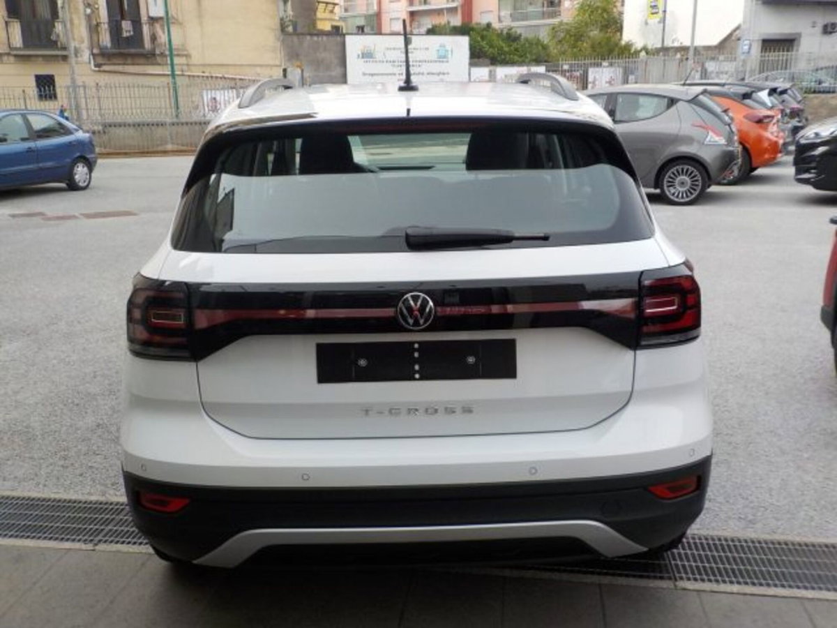 Volkswagen T-Cross 1.0 tsi Edition 95cv (14)