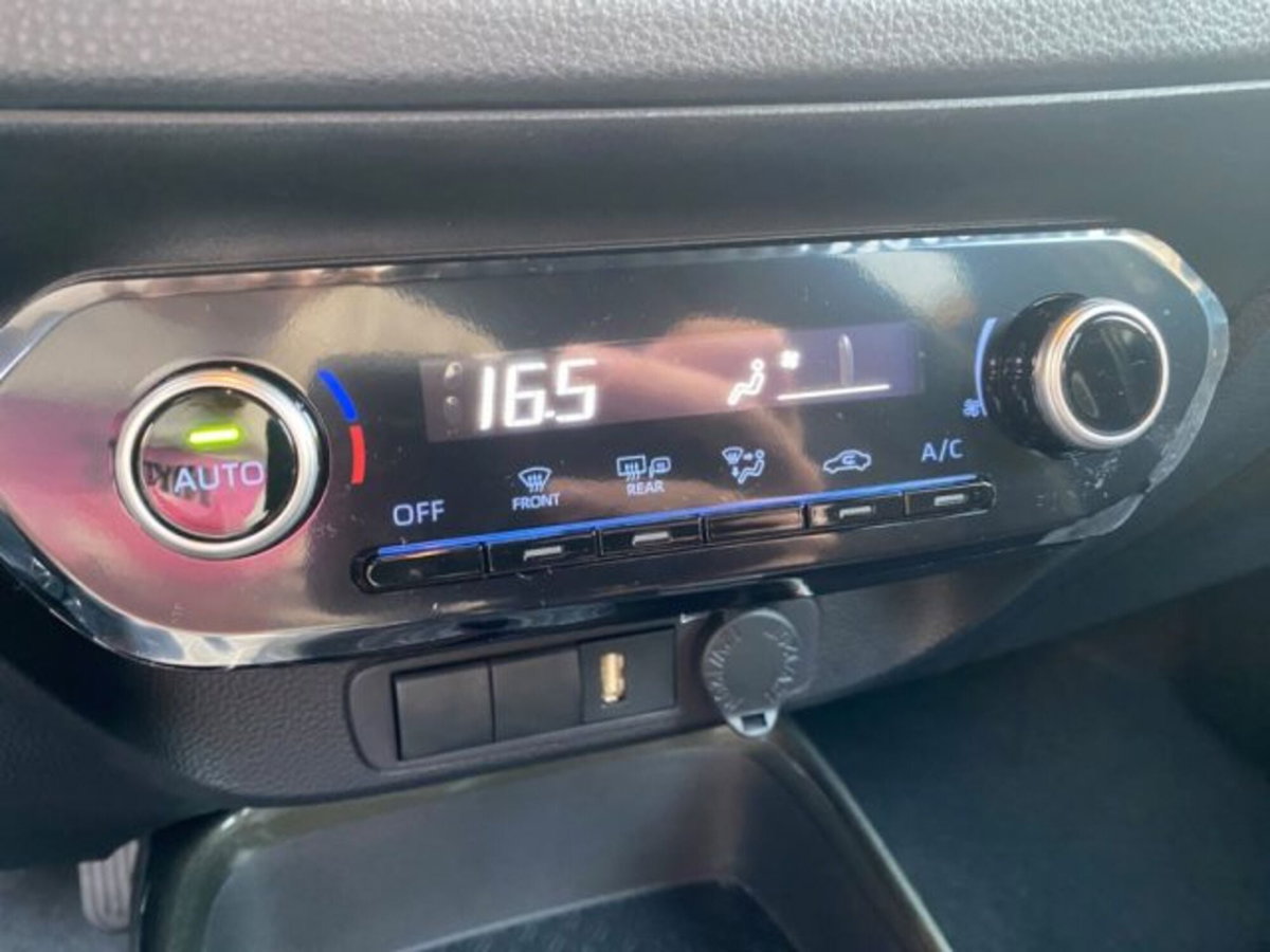 Toyota Aygo X 1.0 VVT-i 72 CV 5 porte Limited S-CVT (16)