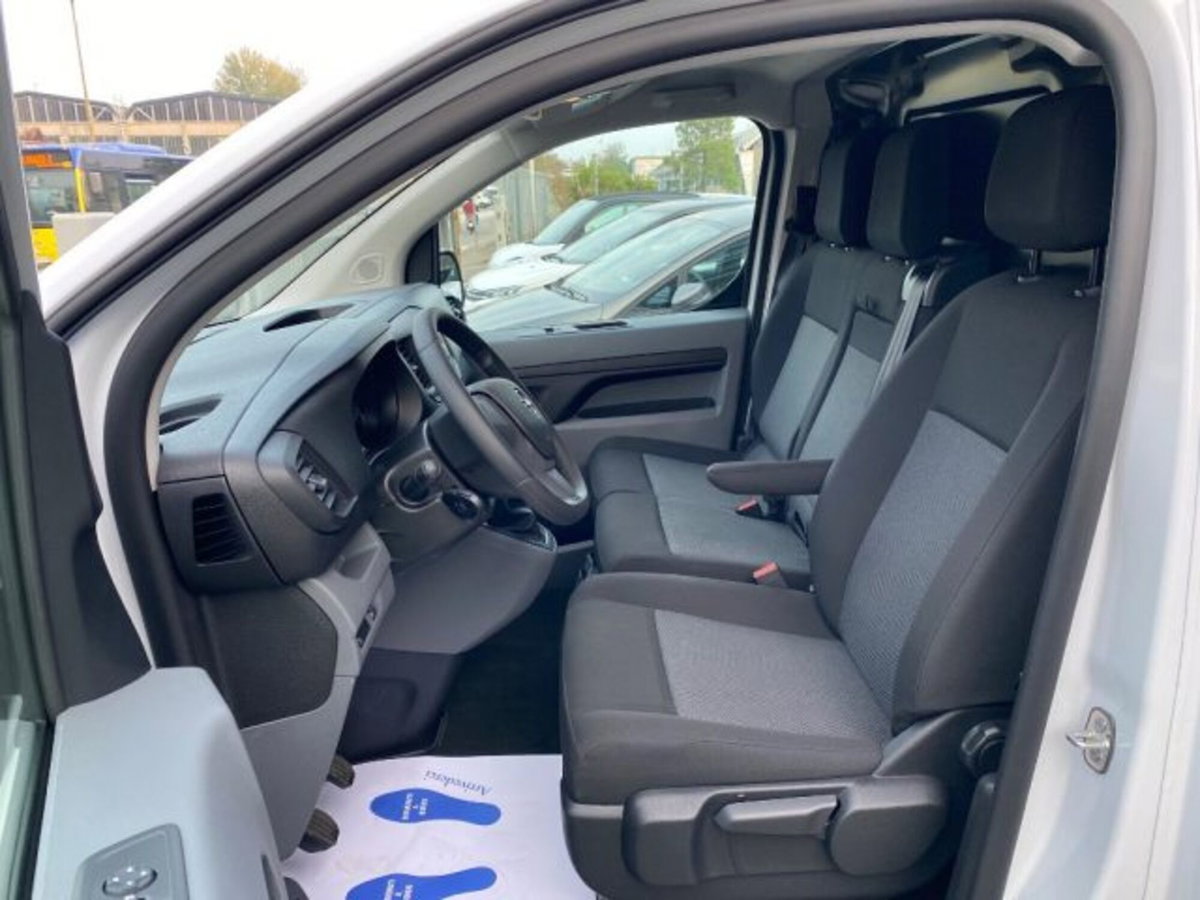 Opel Vivaro Furgone 1.5 Diesel 100CV S&S PL-TN M Furgone Enjoy (6)