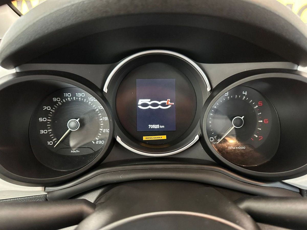 Fiat 500L 1.3 Multijet 95 CV Mirror (13)