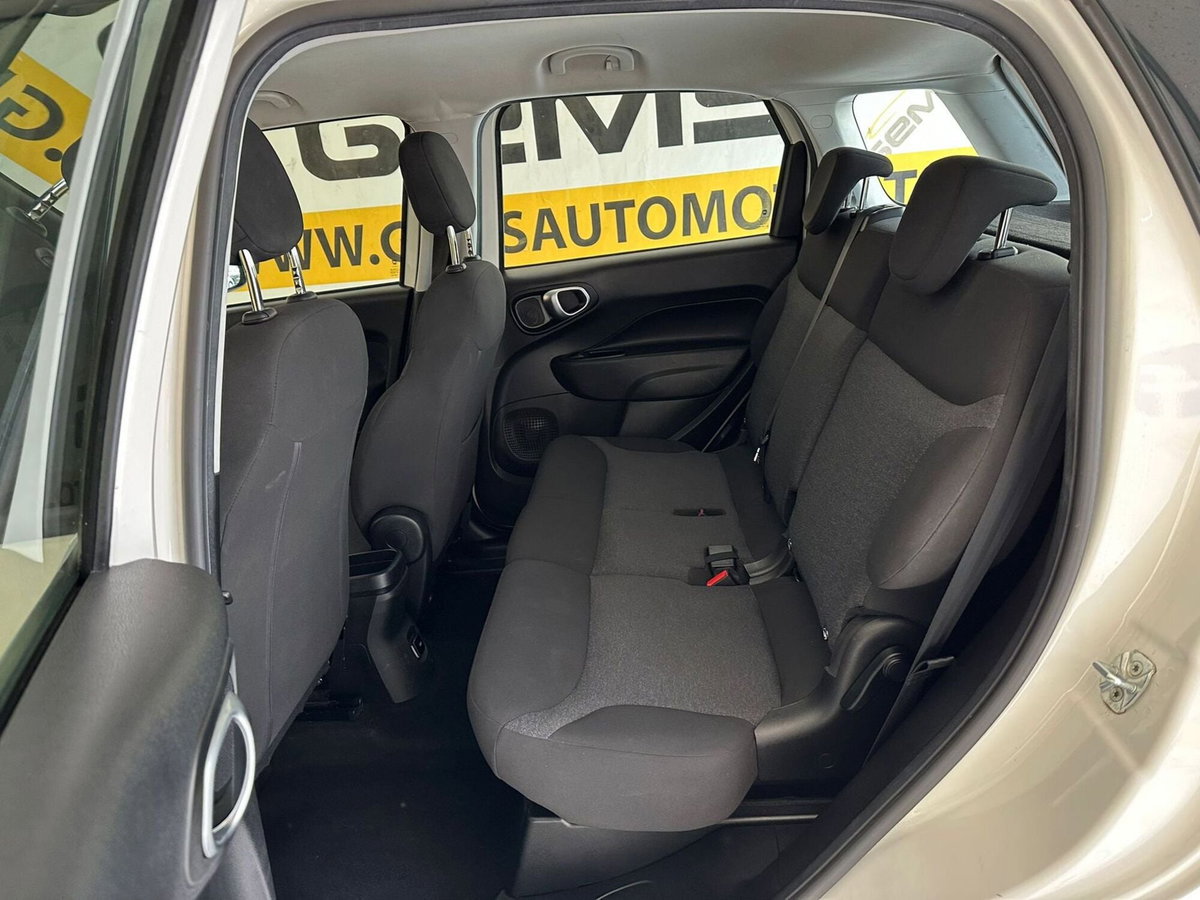 Fiat 500L 1.3 Multijet 95 CV Mirror (18)