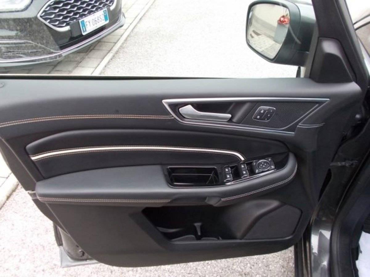 Ford S-Max 2.0 EcoBlue 150CV Start&Stop Aut.7p. Vignale (19)