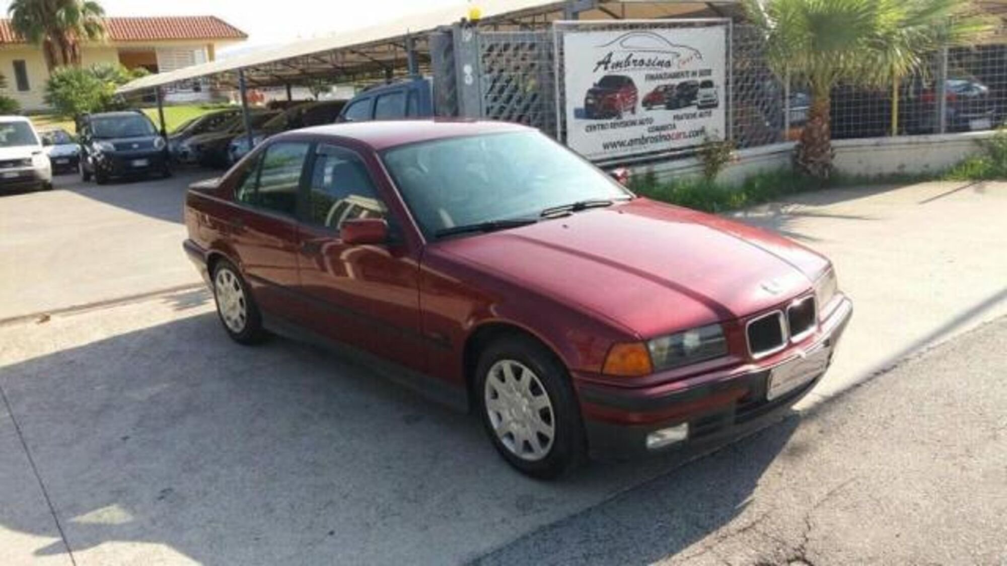 BMW Serie 3 318i 4 porte 