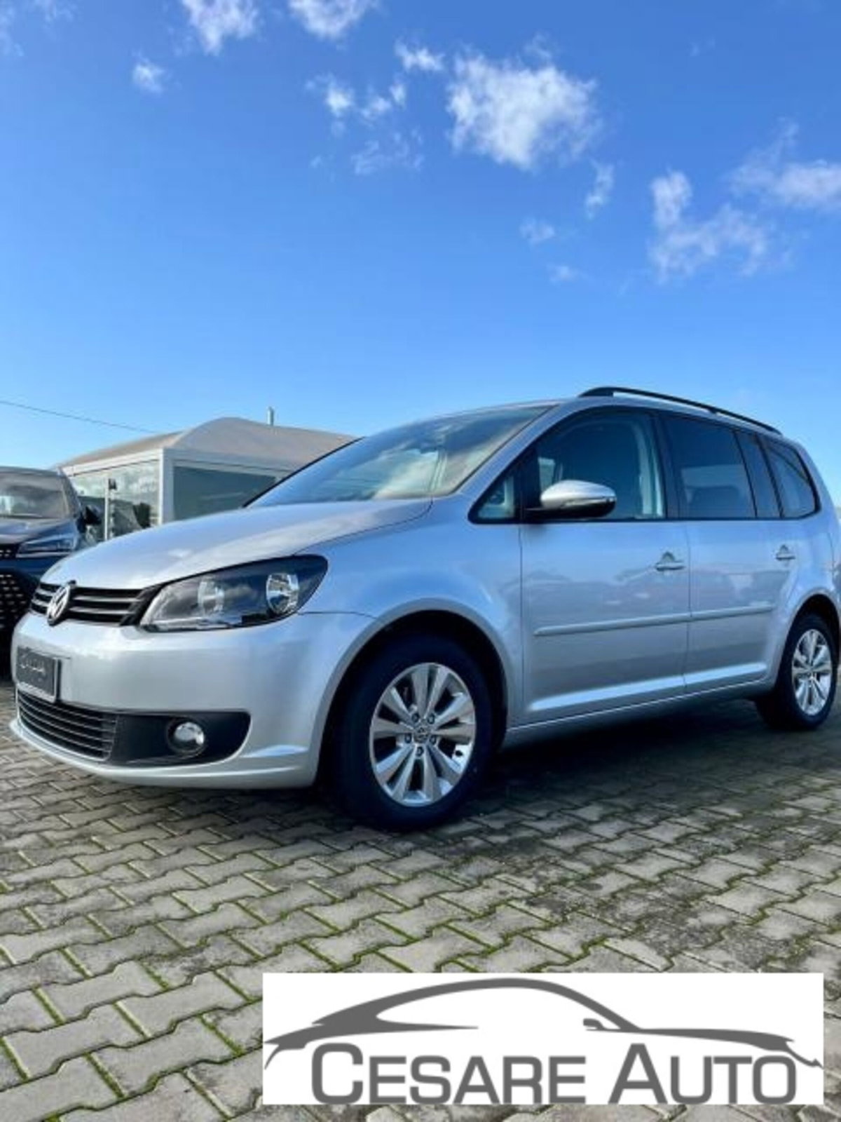 Volkswagen Touran 1.6 TDI DPF Comfortline BMT (3)