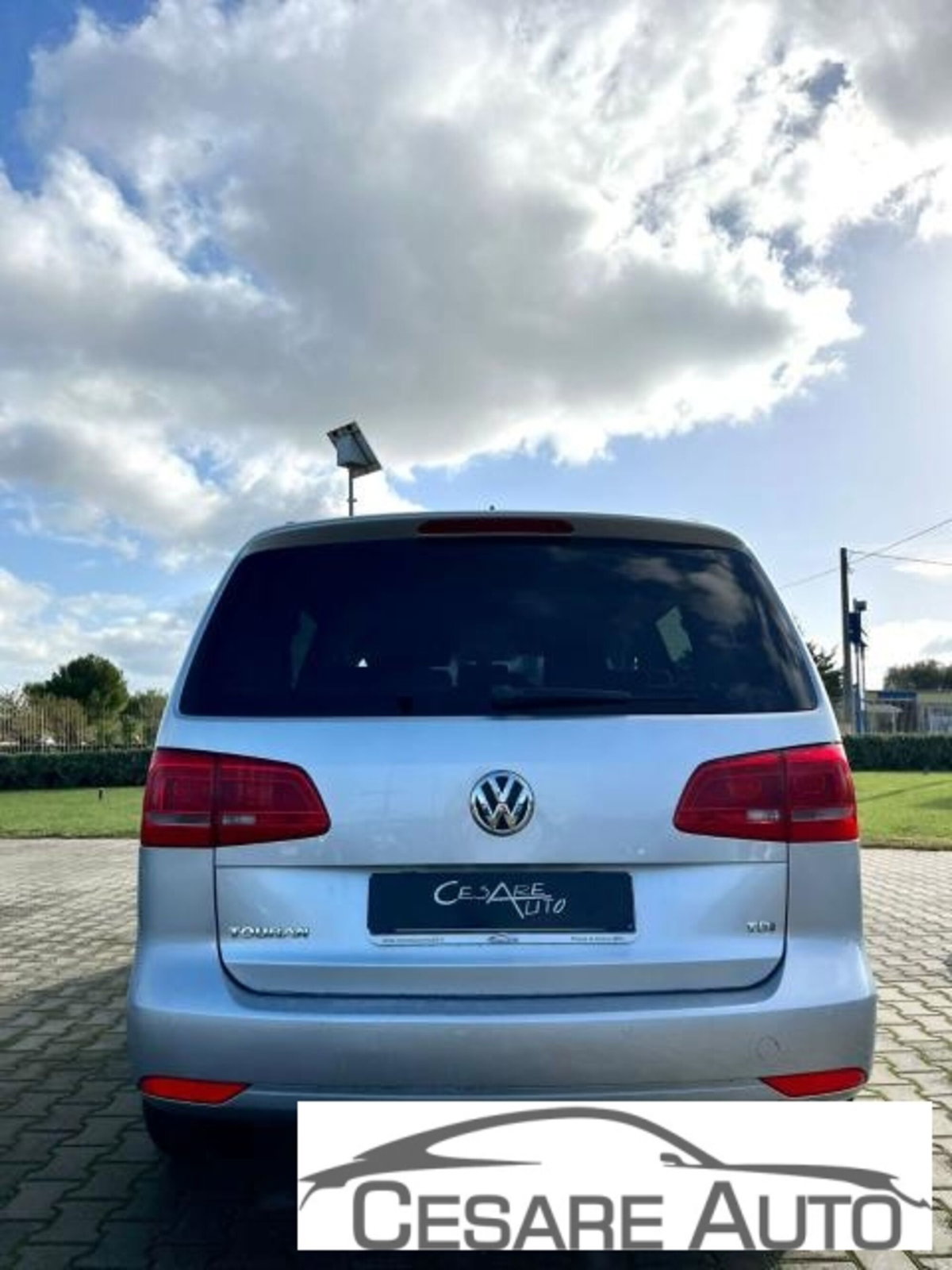 Volkswagen Touran 1.6 TDI DPF Comfortline BMT (4)