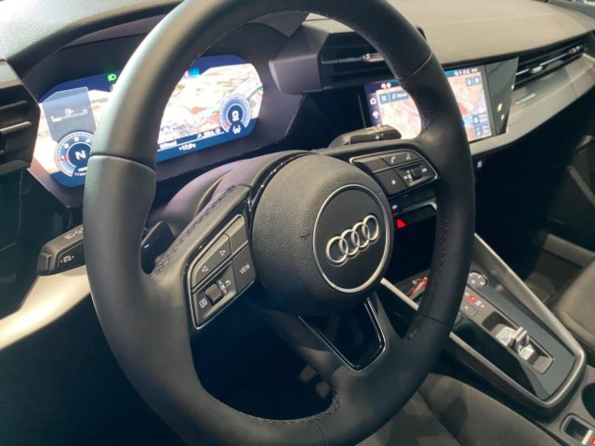 Audi A3 Sportback 2.0 tdi S line edition 116cv (20)