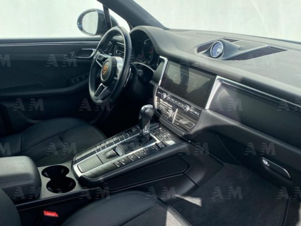 Porsche Macan 2.0 (9)