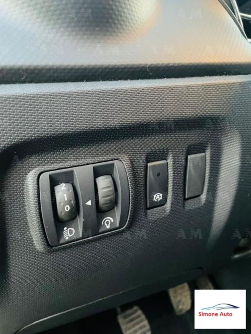 Renault Captur dCi 8V 90 CV EDC Start&Stop Energy Zen (16)