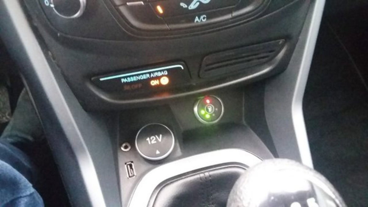 Ford B-Max B-Max 1.4 90 CV GPL Plus (6)