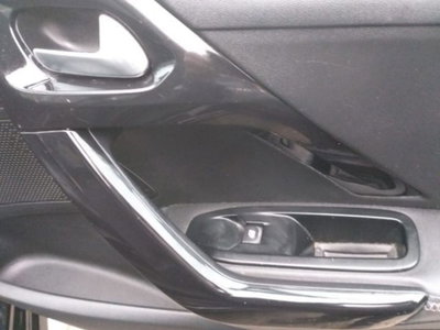 Peugeot 208 VTi 82 CV 3 porte Access (10)