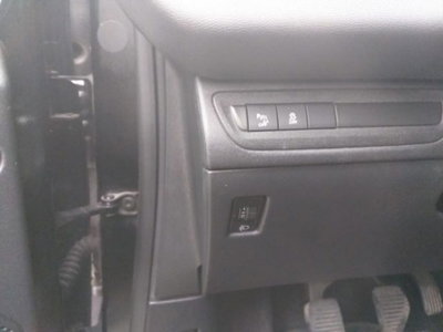 Peugeot 208 VTi 82 CV 3 porte Access (6)