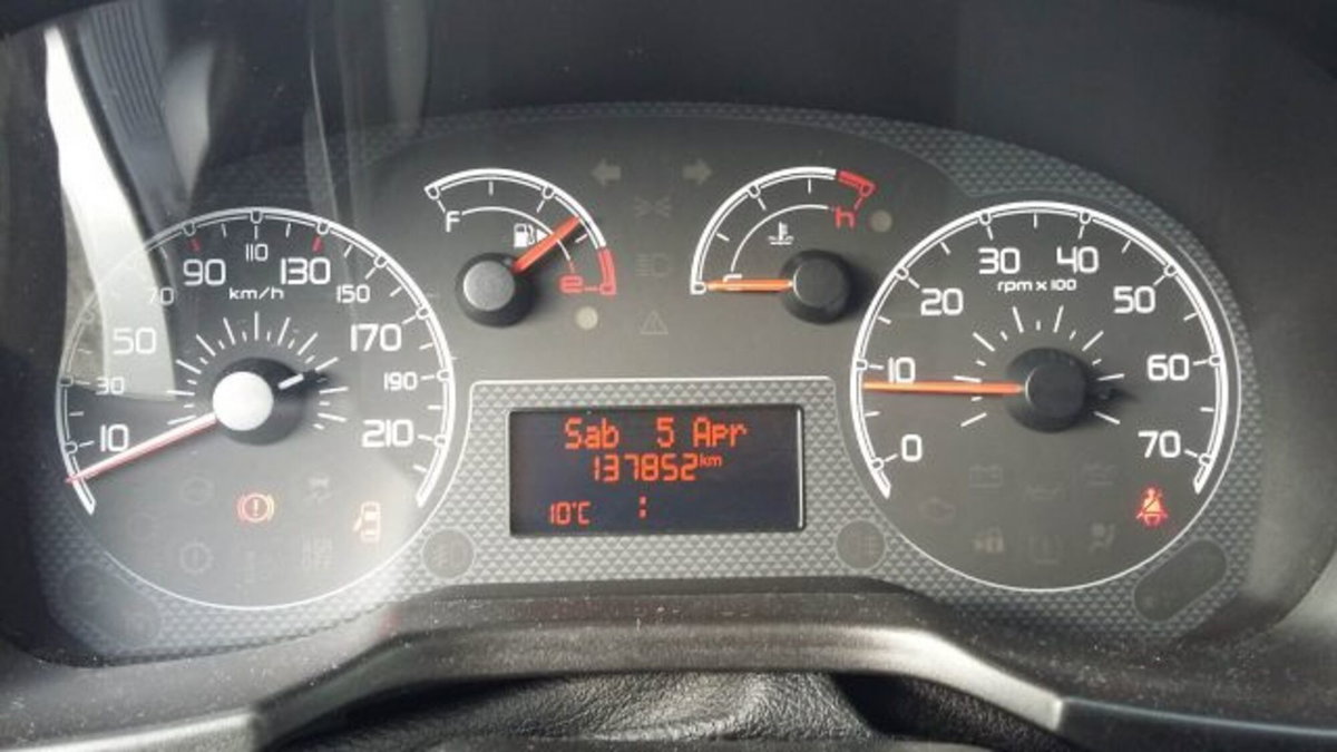 Fiat Qubo 1.3 MJT 80 CV Dynamic (9)