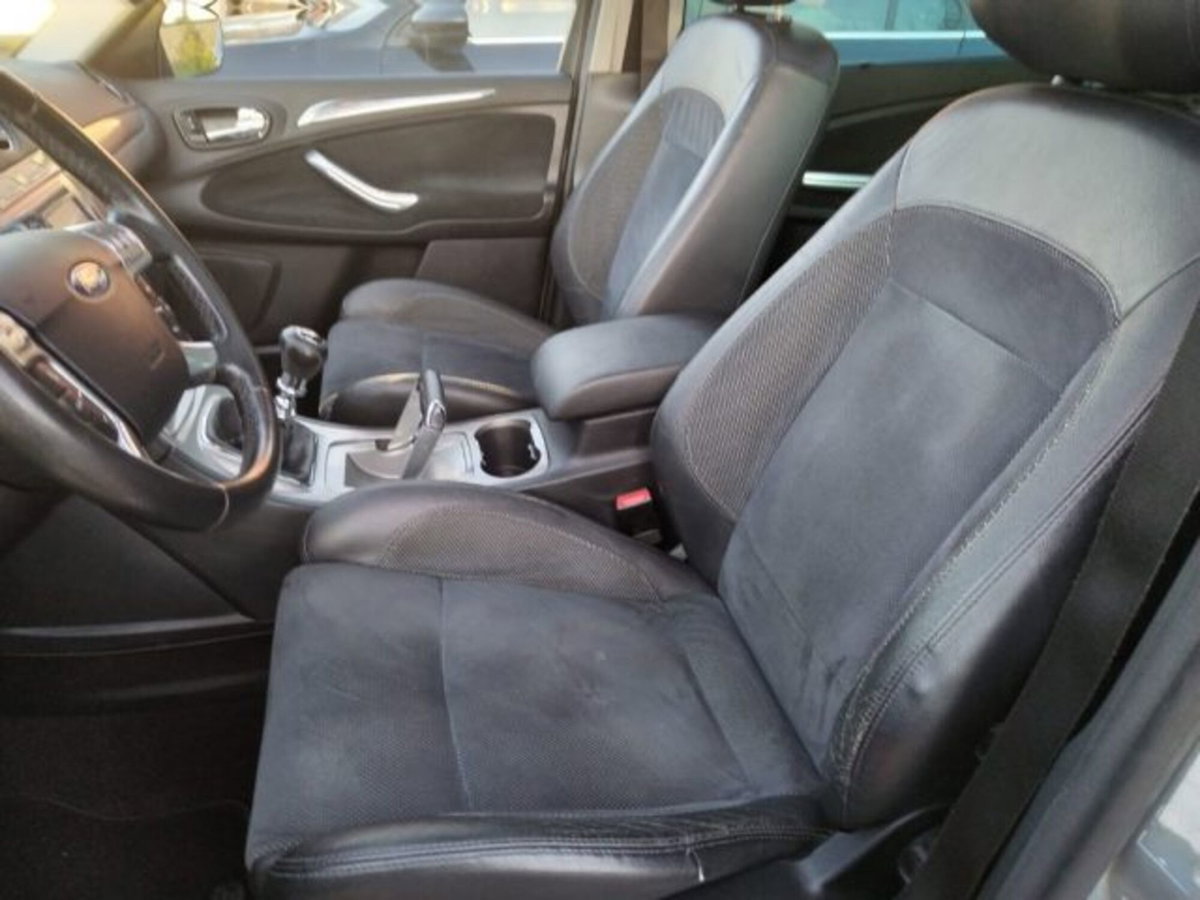 Ford S-Max 2.0 TDCi 140CV Titanium (13)