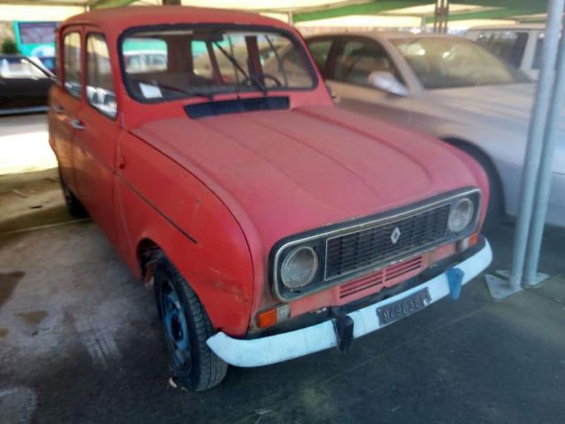 Renault 4 950