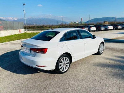 Audi A3 Sedan 30 TDI S tronic Business (17)
